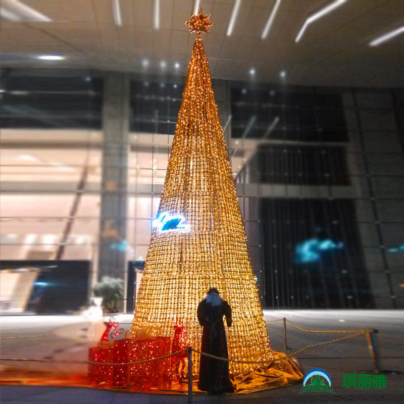 深圳商业办公大厦创意大型圣诞球树装饰场景